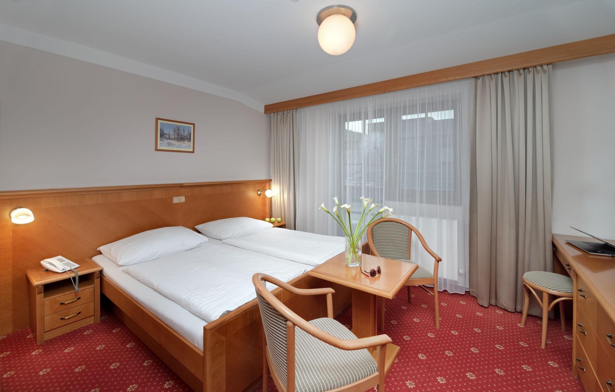 Wellness Hotel Windsor Spindleruv Mlyn Bagian luar foto