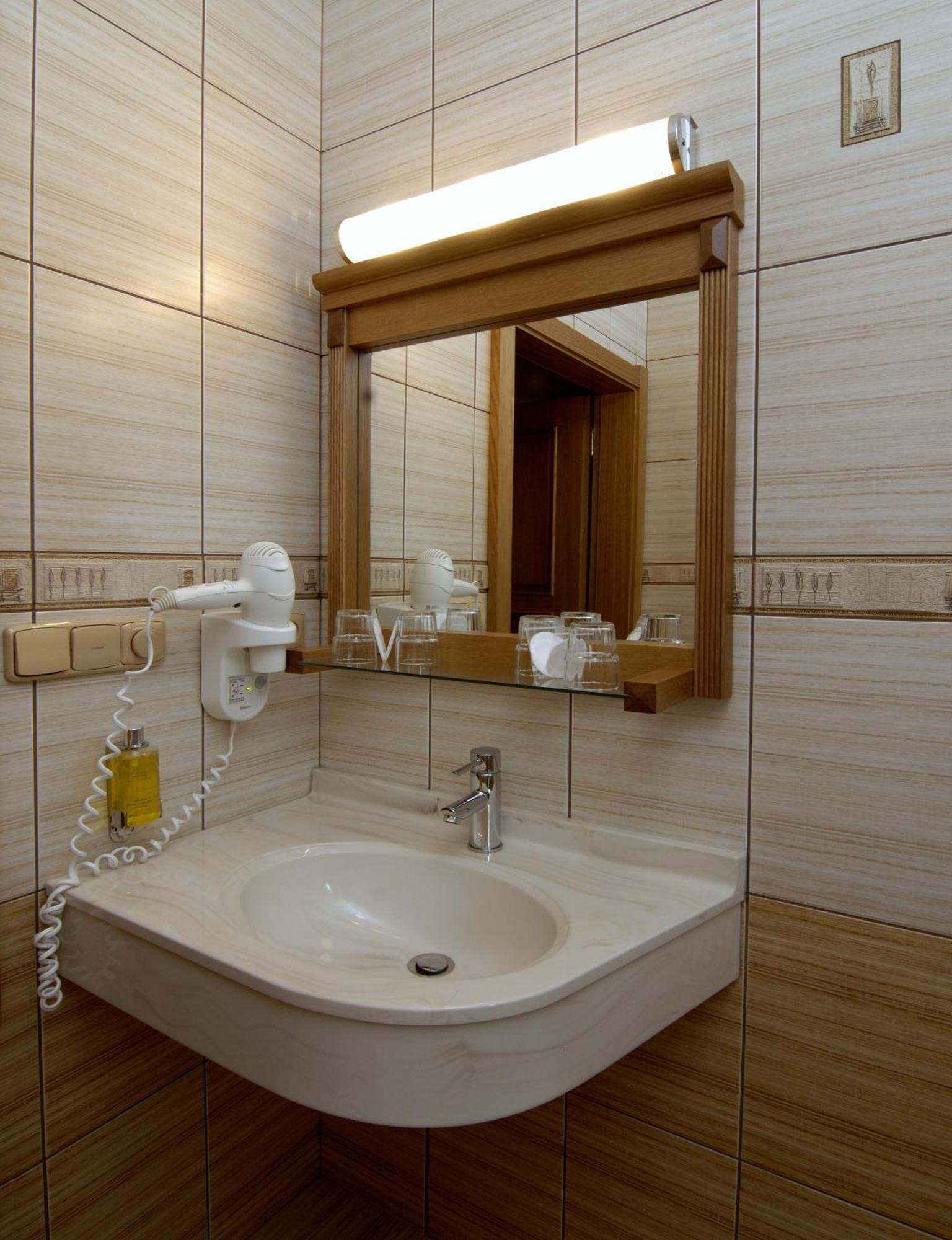 Wellness Hotel Windsor Spindleruv Mlyn Bagian luar foto