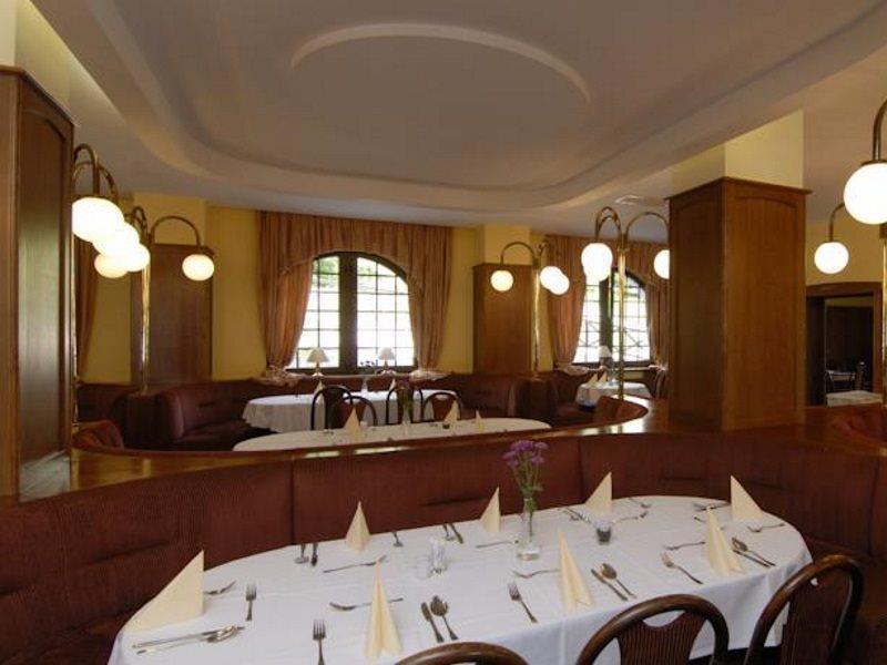 Wellness Hotel Windsor Spindleruv Mlyn Bagian luar foto